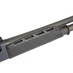Handguard forend for Benelli M4