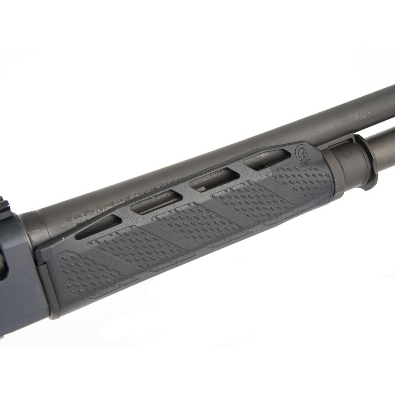 Handguard forend for Benelli M4